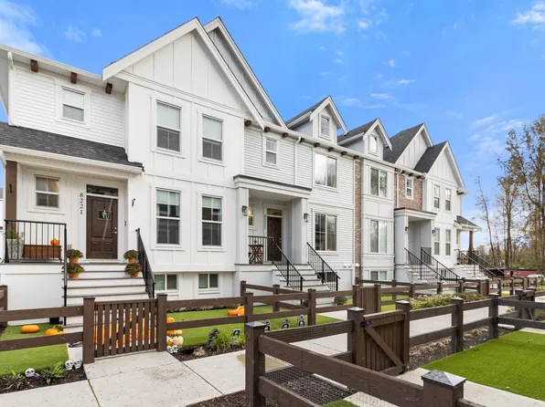 8227 Foxfern Rd, Chilliwack, BC V2R 6H9