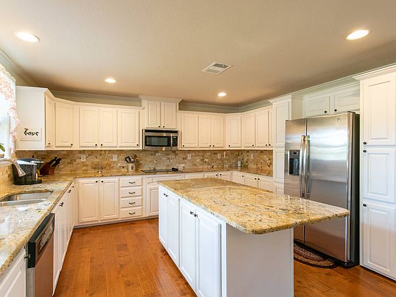 2nd image of 215 Windmill Oaks Ave #47
