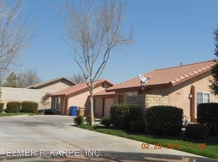 700 Spring Meadow Ct, Bakersfield, CA 93308