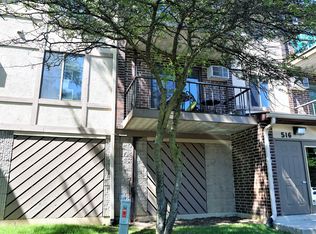 516 E Bailey Rd APT 203, Naperville, IL 60565