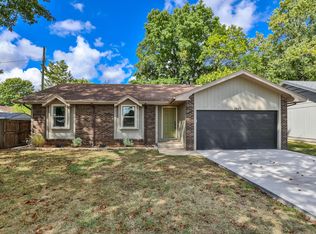 2643 S Fremont Ave, Springfield, MO 65804