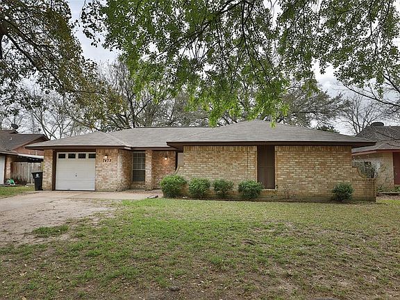 2nd image of 7403 Yellow Pine Dr