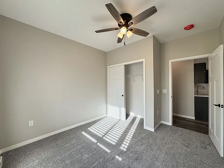 757 Parent St — Photo 23
