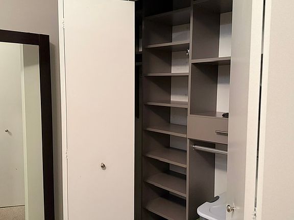 5th image of 1200 W Monroe St APT 514