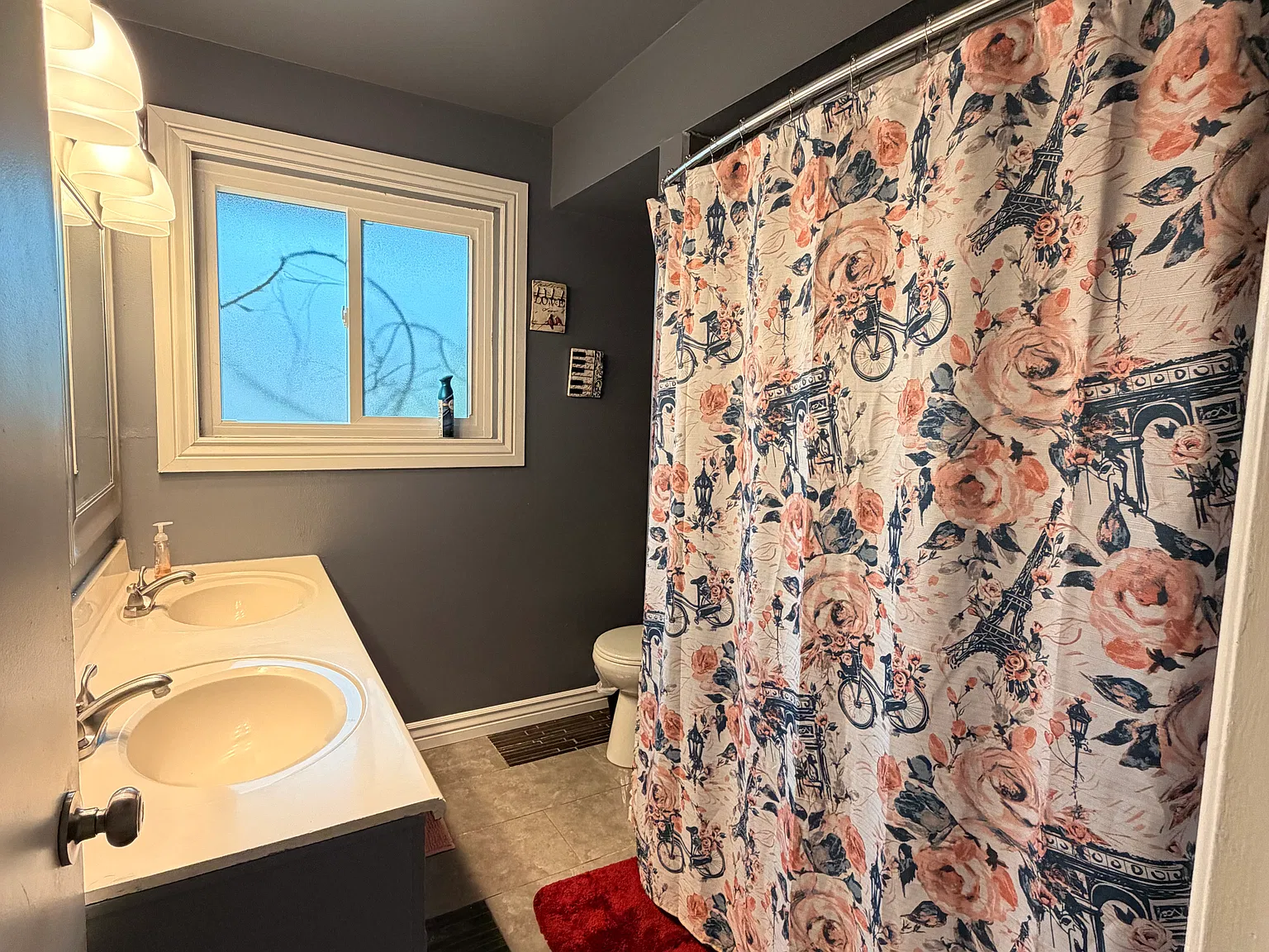 4 bed, 2091 sqft, $2,850 — Photo 4
