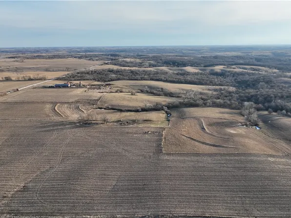 0 Burr Oak Ave, Winterset, IA 50273