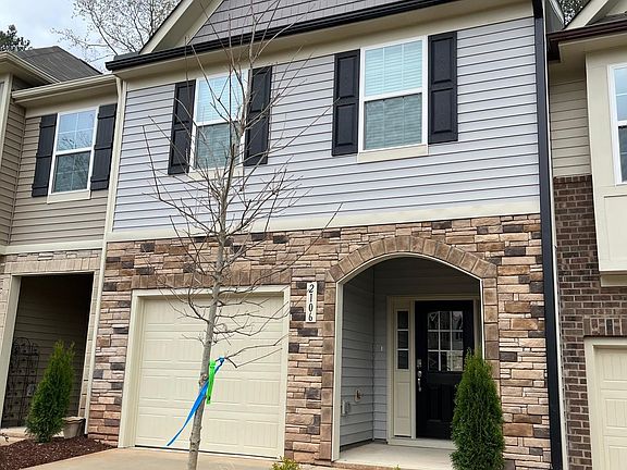 3rd image of 2106 Solana Woods Dr