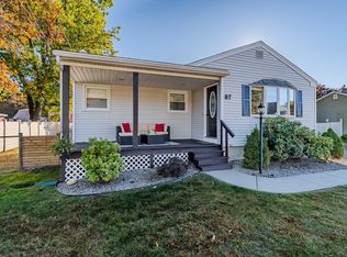 97 Valier Ave, Chicopee, MA 01020