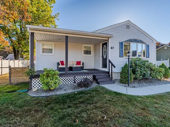 97 Valier Ave, Chicopee, MA 01020