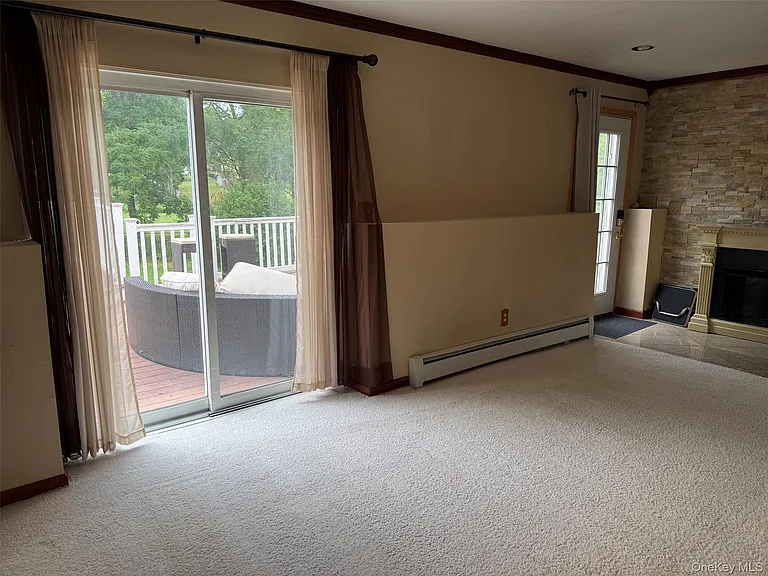 9 Ashland Ave — Photo 29