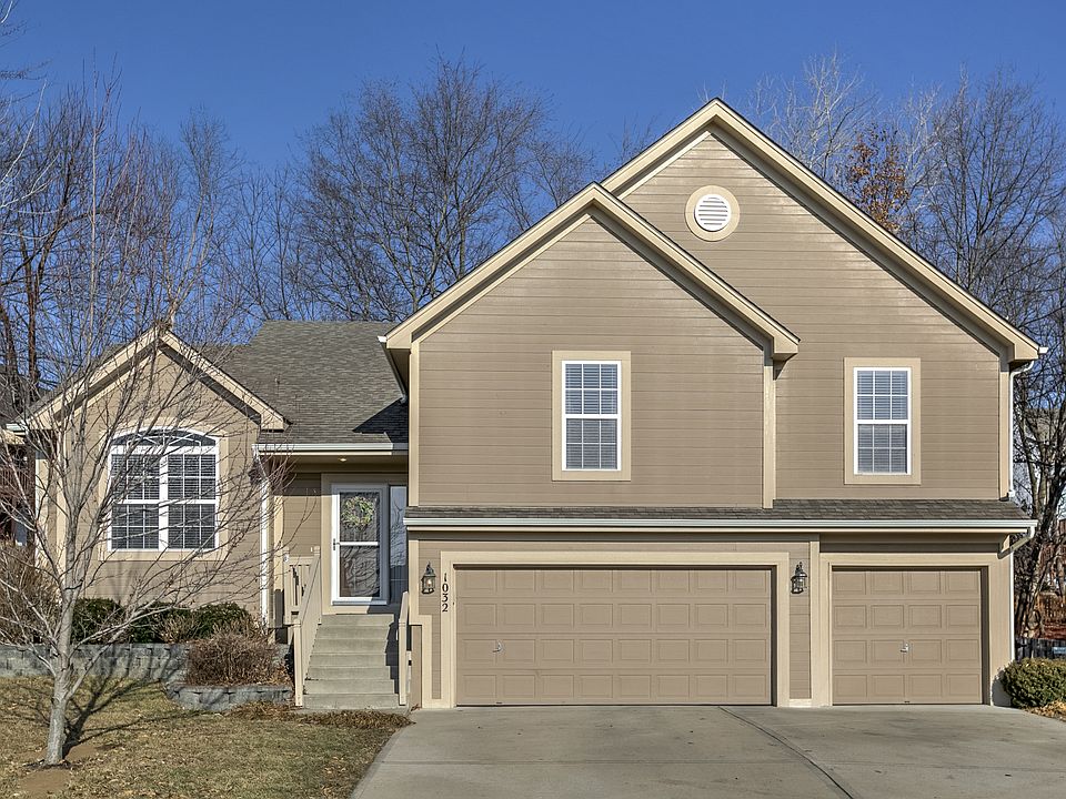1st image of 1032 Redwood Ln