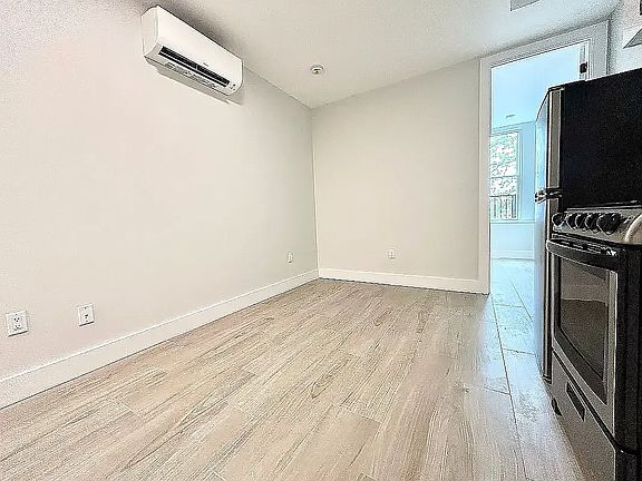 5th image of 102 Ralph Ave #4-F