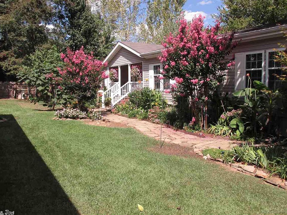 1st image of 100 Fairwood Cir