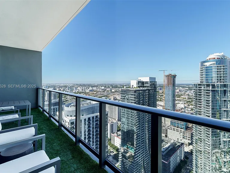601 NE 1st Ave #Penthouse 5001 — Photo 31