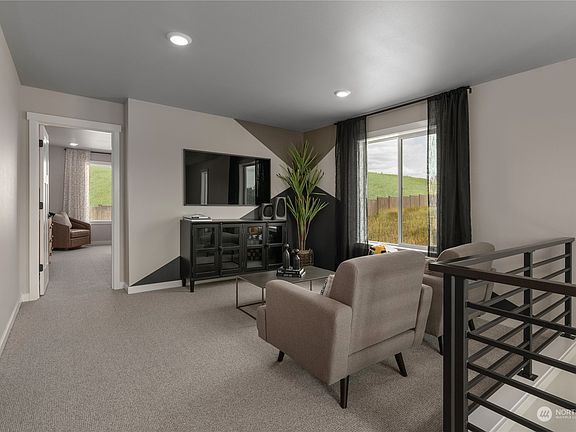 5th image of 12726 173rd Avenue E #117