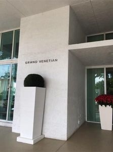 10 Venetian Way APT 906, Miami Beach, FL, 33139