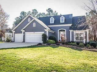 6329 Shining Rock Ct, Charlotte, NC 28277
