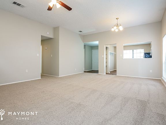 4th image of 410 Wellington Dr