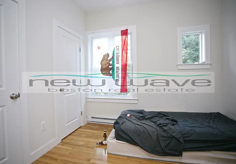 22 Sussex St — Photo 9