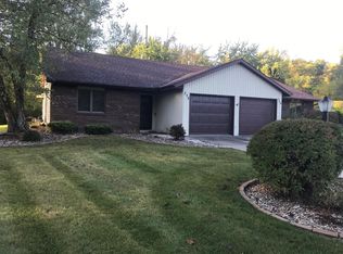 752 S Columbia Pkwy #A, Columbia City, IN 46725