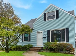 13804 Rockside Rd, Garfield Heights, OH