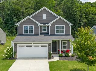 9 Wiltshire Cir, Easley, SC 29642
