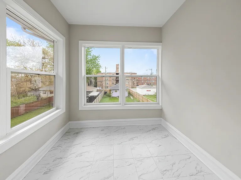 434 N Pine Ave #2 — Photo 17