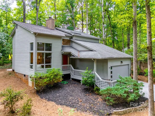 15 Tanglewood Rd, Clover, SC 29710