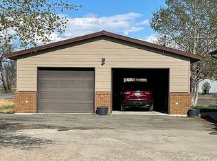 1202 East Ln, Lovell, WY 82431