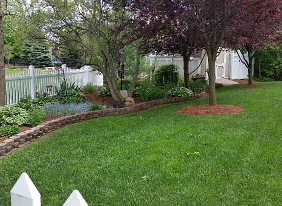 3rd image of 2718 Hollyberry Dr