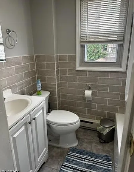 118 Lake Ave #2 — Photo 6