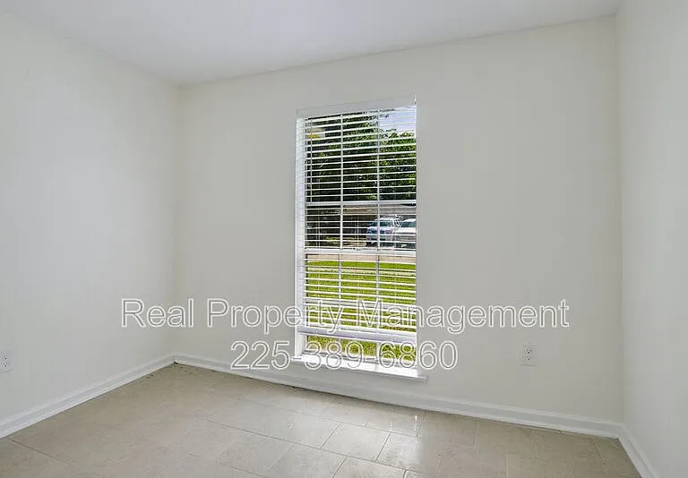5728 Nashville Ave — Photo 6
