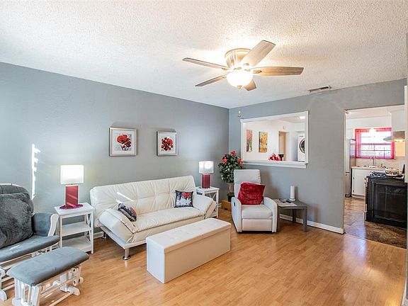 5th image of 2319 Loyce Dr