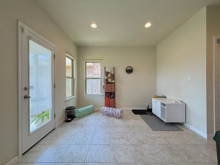 18200 Emu Ln — Photo 9