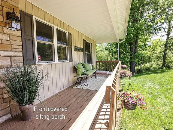 2nd image of 547 Glenmonte Dr