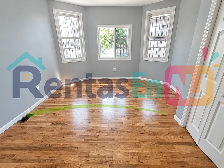 415 13th Ave #1B — Photo 3