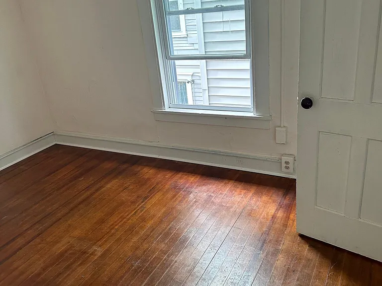 118 Spruce St #2 — Photo 6