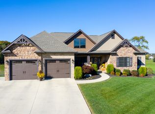 1108 Little Shadden Way, Johnson City, TN 37615