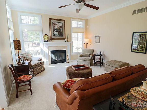 4th image of 7633 N Walnutbend Dr #32