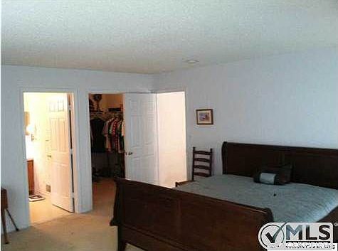 4th image of 906 Gardenia Dr