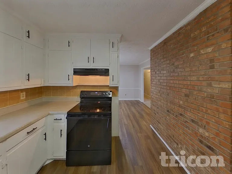 507 Ironwood Ct SE — Photo 8