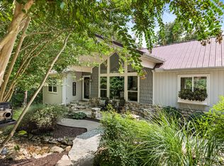 70 Stone Ledge Dr, Branson West, MO 65737