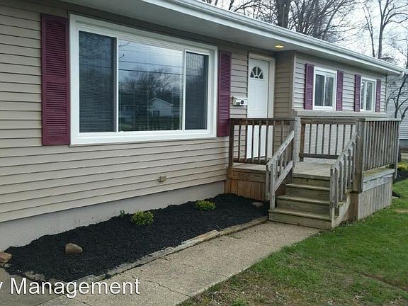 5th image of 3942 Staatz Dr