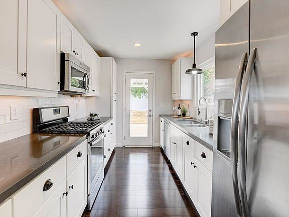 2nd image of 5091 Roscrea Ave