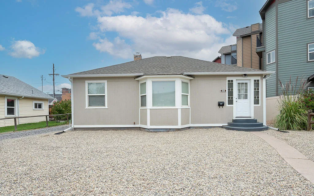 2 bed, 1440 sqft, $1,800 — Photo 1