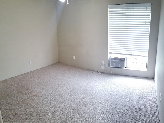 5th image of 75-6081 Alii Dr Unit Dd 204