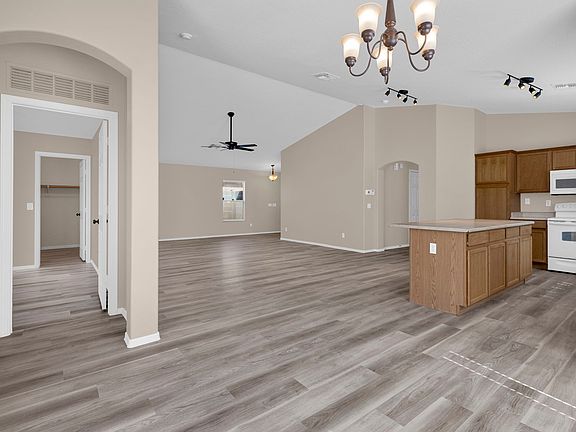 5th image of 17161 W Port Royale Ln