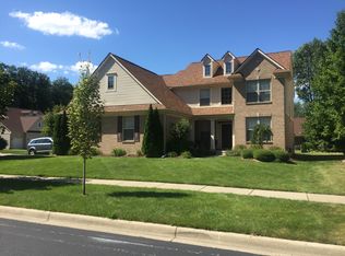 25852 Cove Creek Dr, Taylor, MI 48180