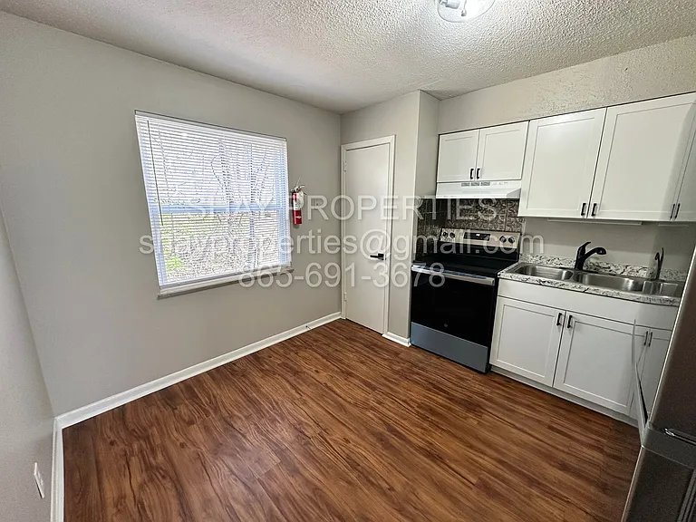 1410 Wrights Ferry Rd #6 — Photo 5