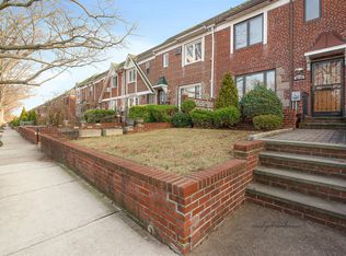 8230 Eliot Ave, Flushing, NY 11379
